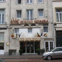 Voorzijde hotel Leopold
